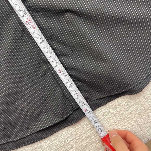 Calvin Klein Non Iron Black & White Stripe Men Sz Large Button up Shirt Casual - Picture 8 of 13